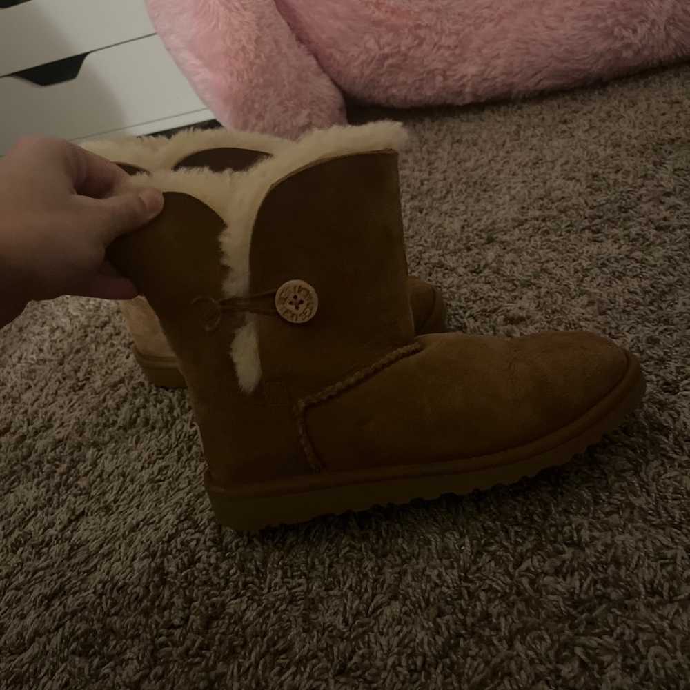 Ugg mini boots size 6 chestnut color - image 1