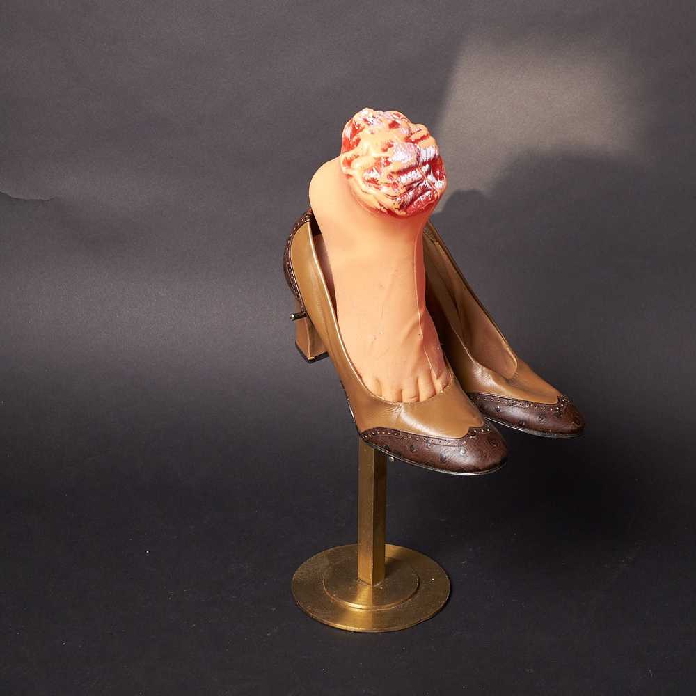 Vintage 1950s Brown Leather Pumps - image 1