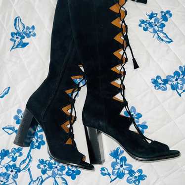 Frye Black Suede boots - image 1