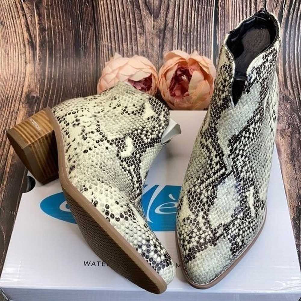 Aqua Snakeskin Leather Booties 9M - image 1