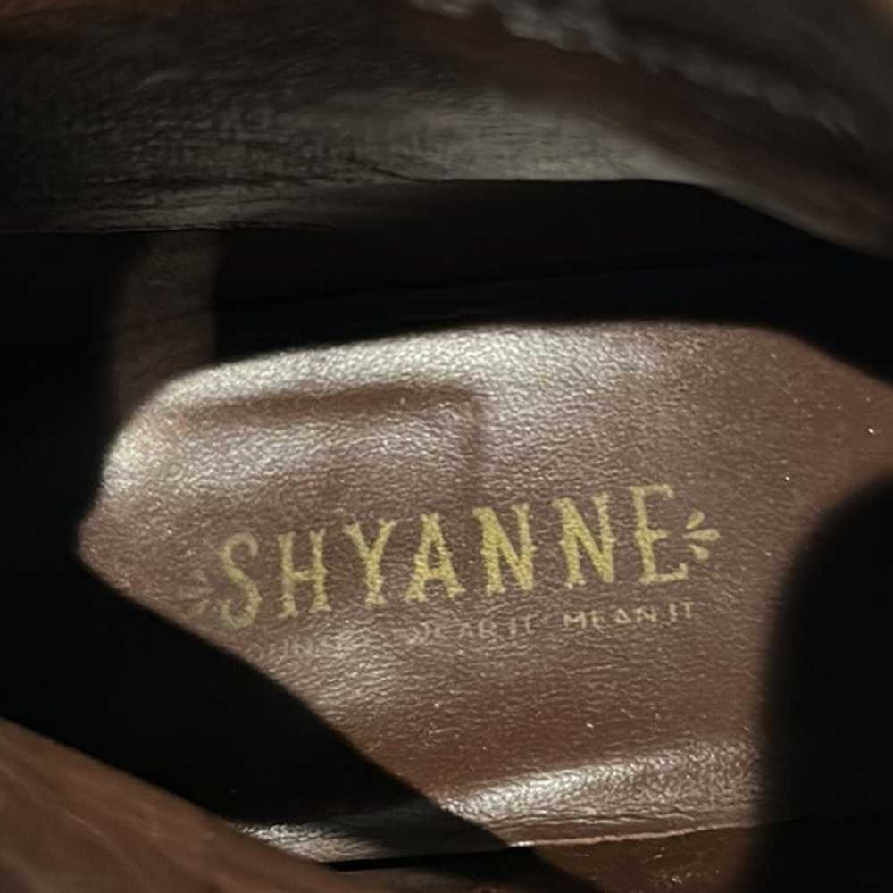 Shyanne Raelynn boots size 7.5 calf hair cow prin… - image 6