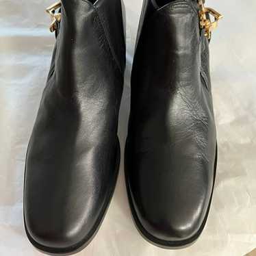 Fleur De Rosee Women's Black Chelsea Boots. - image 1