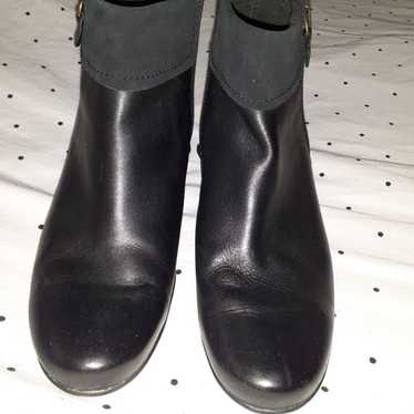 NWOT Clarks Leather and Suede Booties