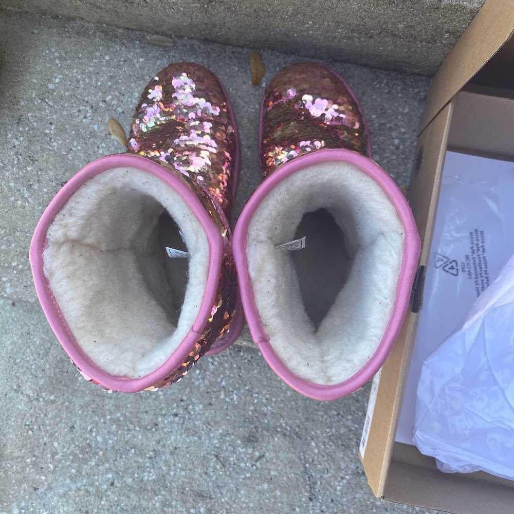 Like new pink sequin uggs - image 10