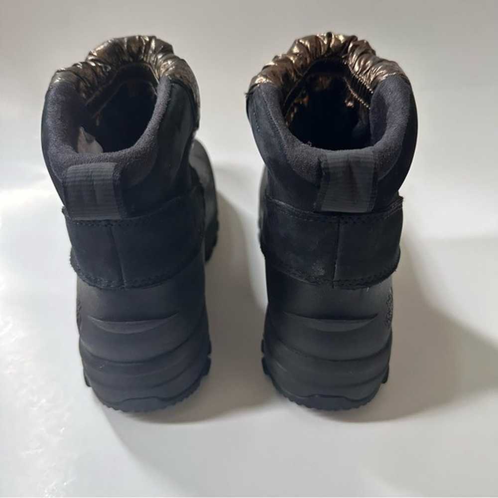 North Face Sz 5.5 black gold winter boots - image 5