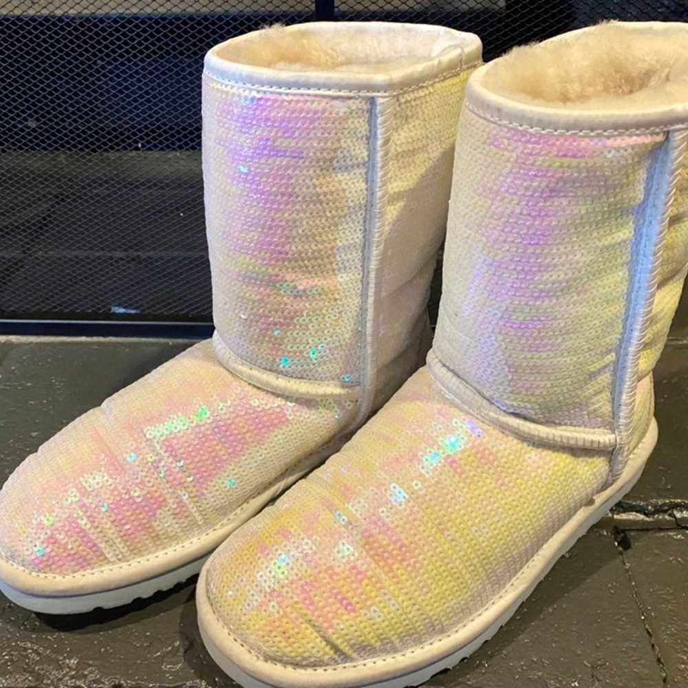 RARE UGGS SPARKLE WHITE PEARLESCENT SEQUINED SIZE… - image 7