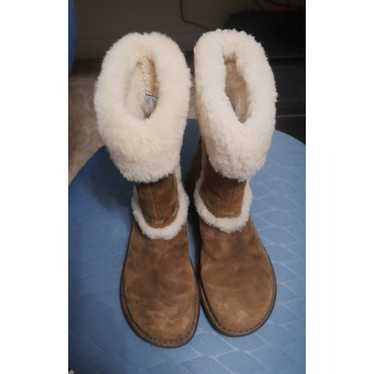 Ugg S/N 5137 Elijo Boots - Brown Suede - Size 7 - image 1