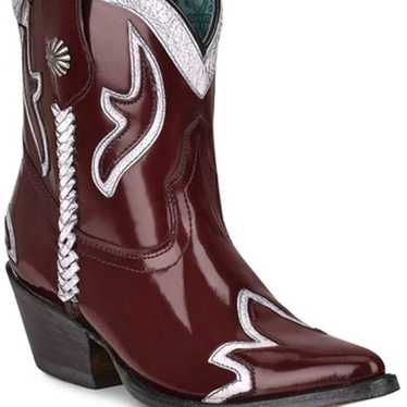 Corral Women's Burgundy Embroidery Western Booties