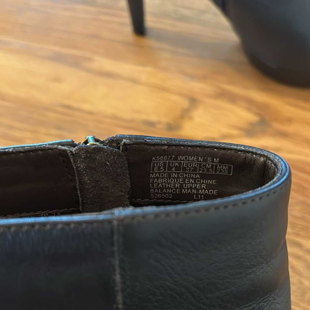 Rockport women’s brown leather platform heel boot… - image 6