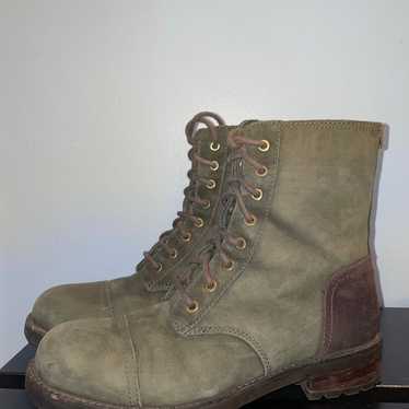 UGG Combat Boots size 8 - image 1