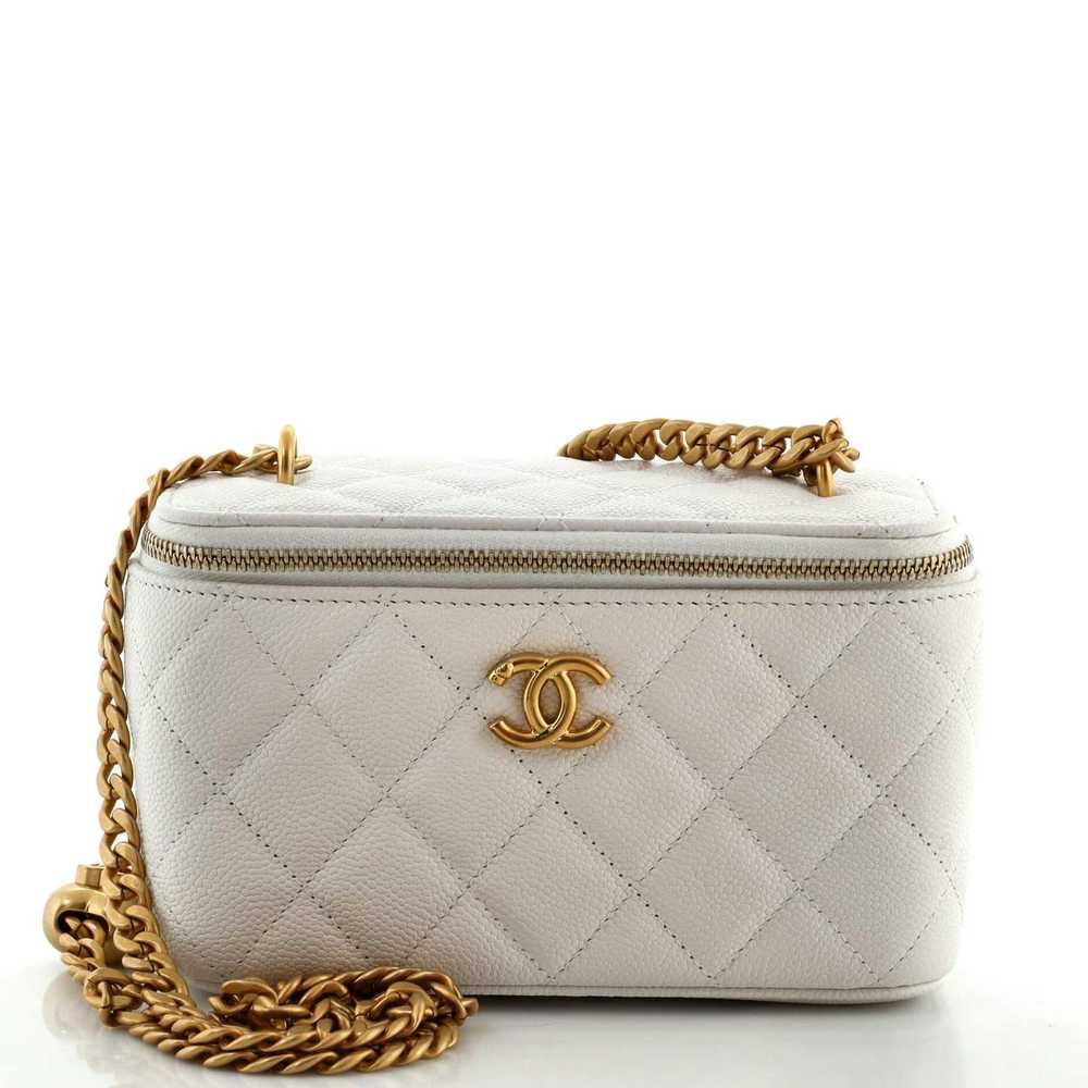 Chanel Sweet Heart Vanity Case with Chain Quilted… - image 1