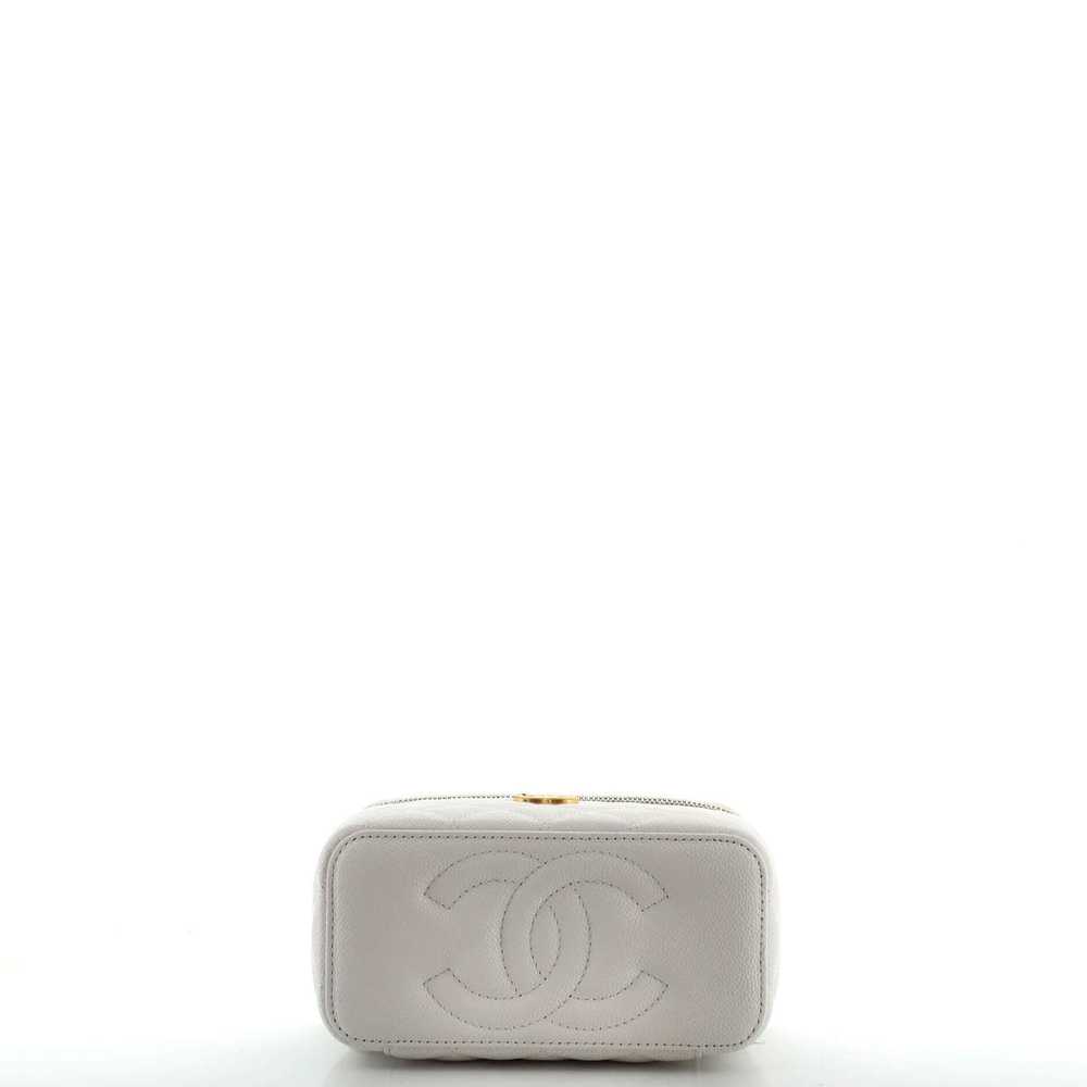 Chanel Sweet Heart Vanity Case with Chain Quilted… - image 4