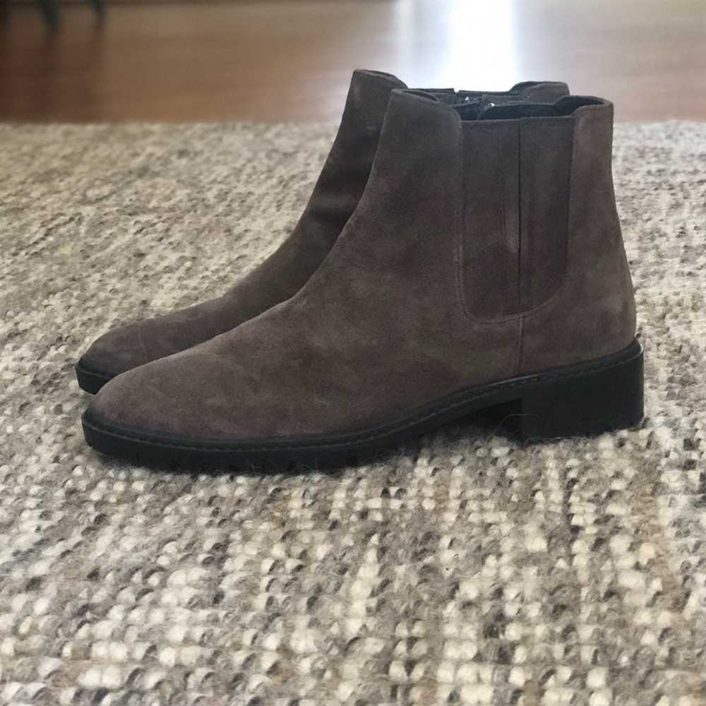 Barely Worn Stuart Weitzman Booties - image 1