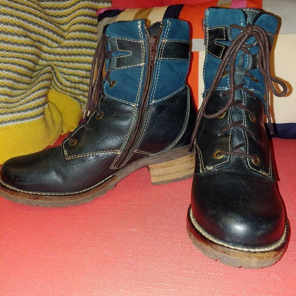 Dromedaris Leather Boots - image 2