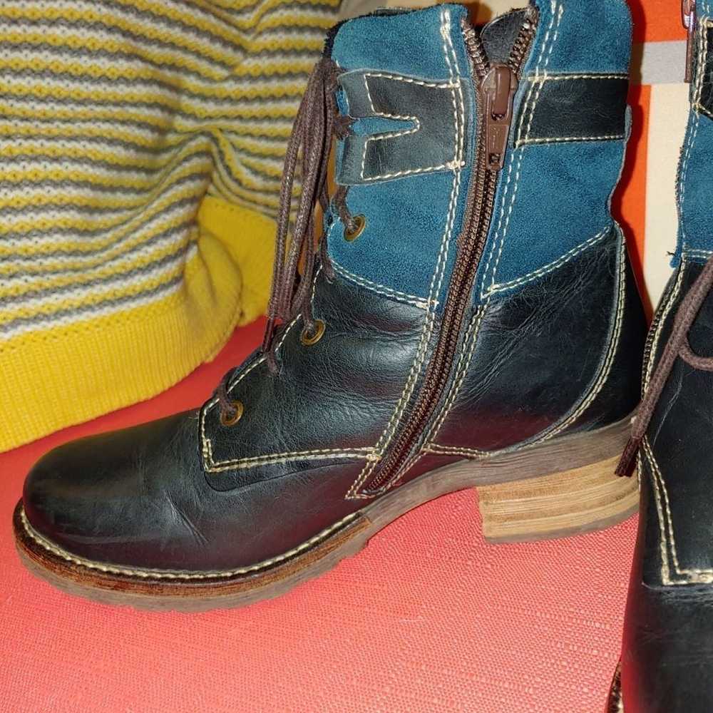 Dromedaris Leather Boots - image 4