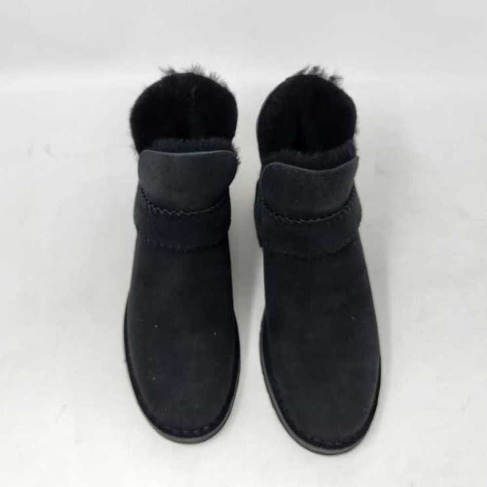 Women's 6 UGG McKay black winter boot lined booti… - image 4