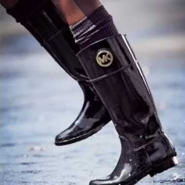MICHAEL KORS Stockard Tall Gloss Rubber Rain Boots