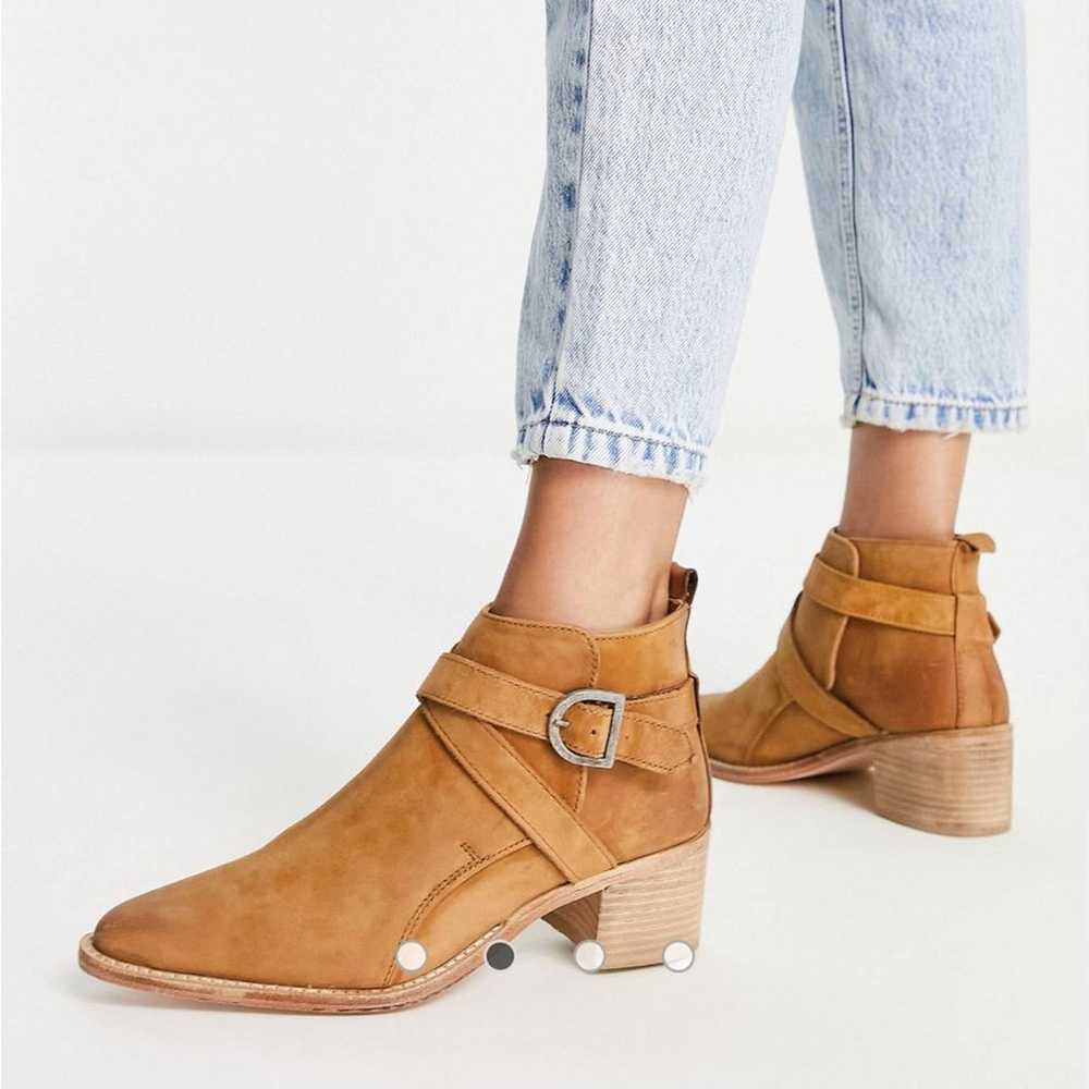 Free People Back Loop Ankle Bootie Leather Pointe… - image 1