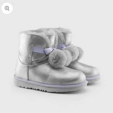 Brand new silver Uggs