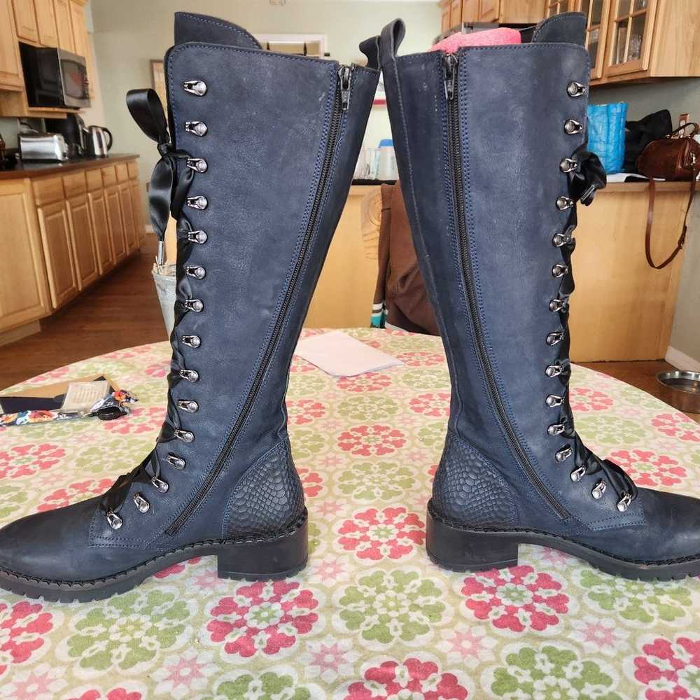 Dark blue boots - image 5