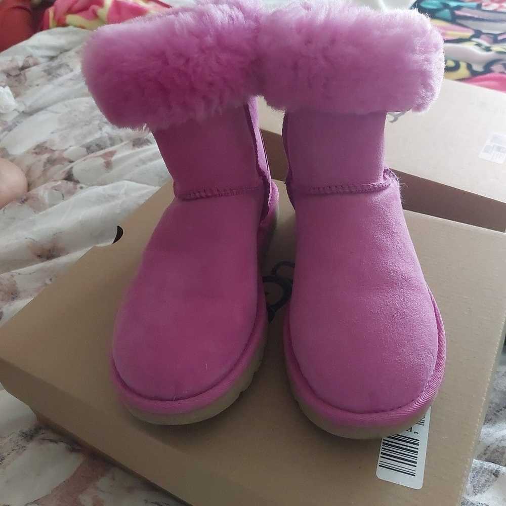 UGG AUSTRALIA - image 10