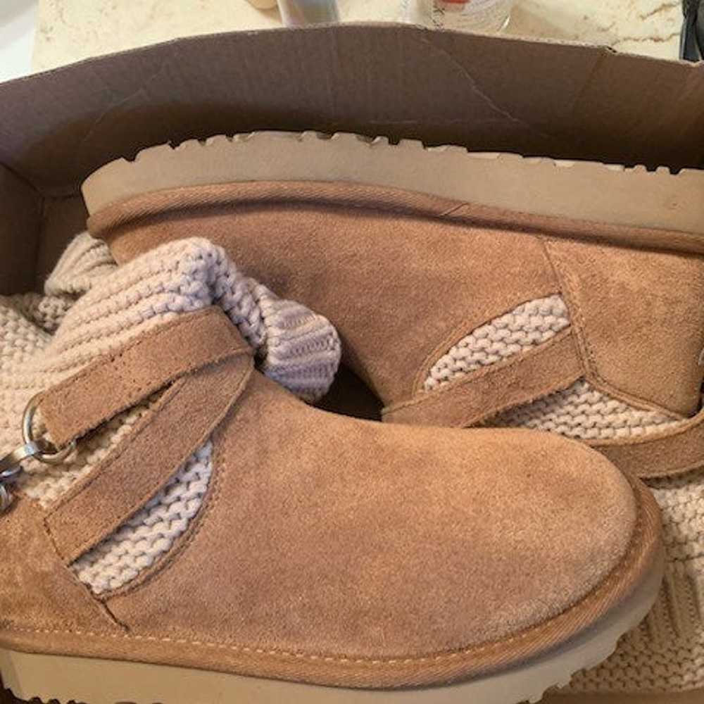 Ugg Boots Size 6 - image 10