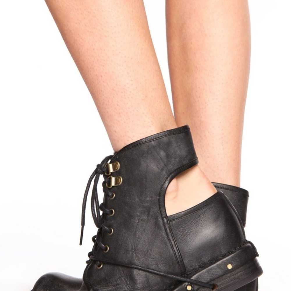 Jeffrey Campbell Rosie cutout boot size 7 - image 11