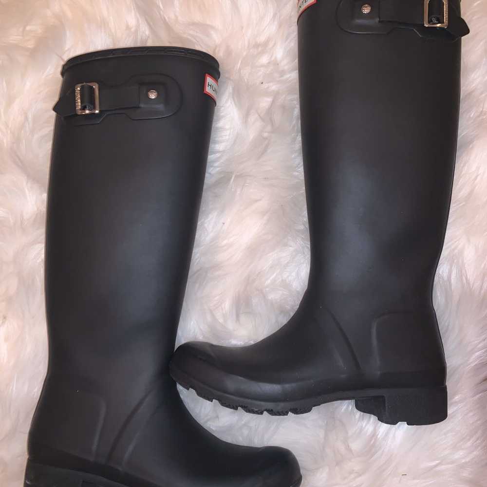 hunter boots size 5 - image 3