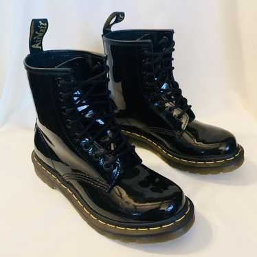 Dr. Martens 11821 Black Patent