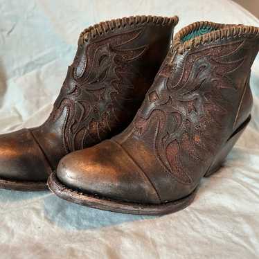 Corral Ankle Boots sz 9 EUC brown copper glitter - image 1