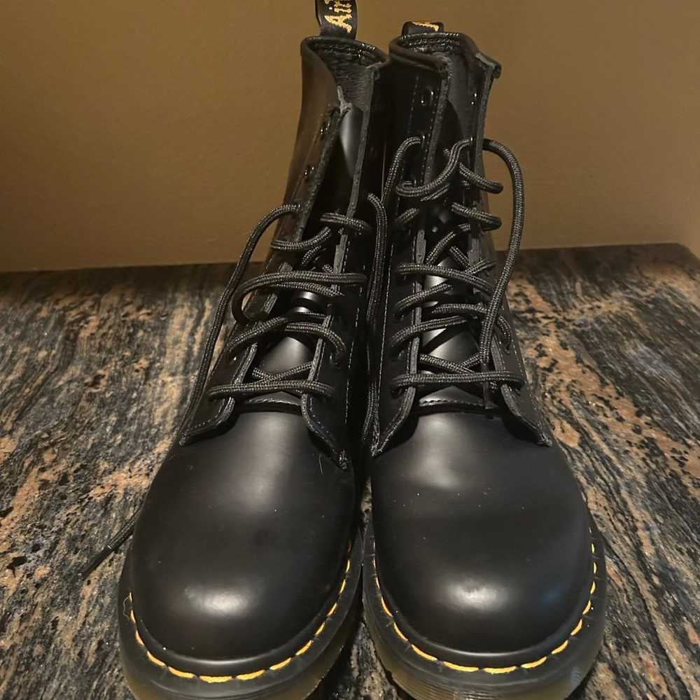 Dr. Martens 1460 Woman’s Leather Smooth - image 1
