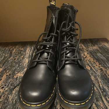 Dr. Martens 1460 Woman’s Leather Smooth - image 1