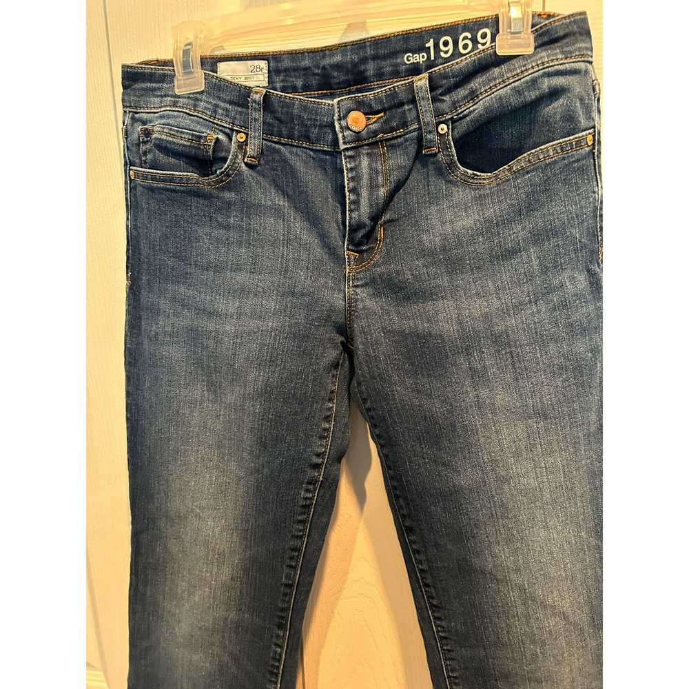 Gap Gap 1969 Women's Blue Jeans, size 28r Sexy Bo… - image 2