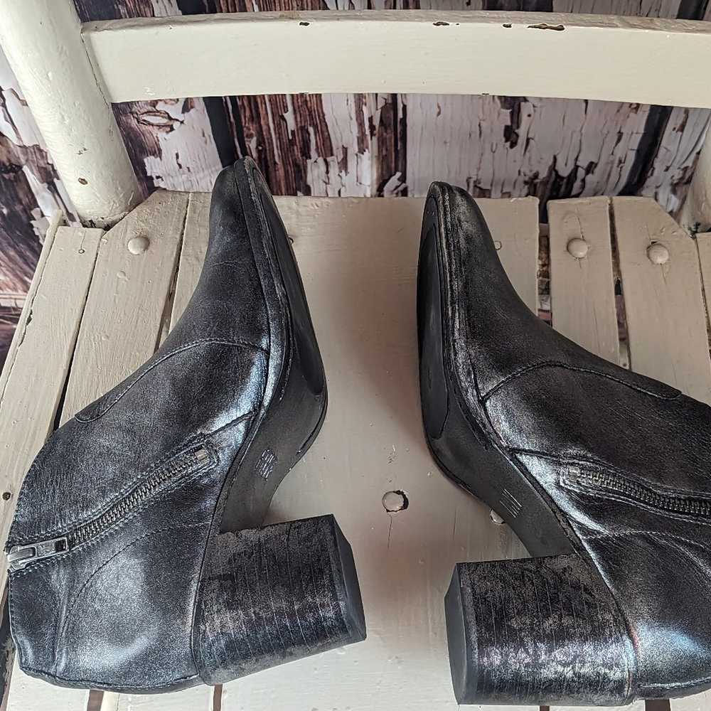 Frye Nora leather booties - image 10