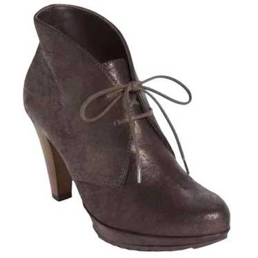 Paul Green “New York” Bronze Metallic Ankle Bootie