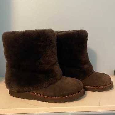 ugg boots - image 1