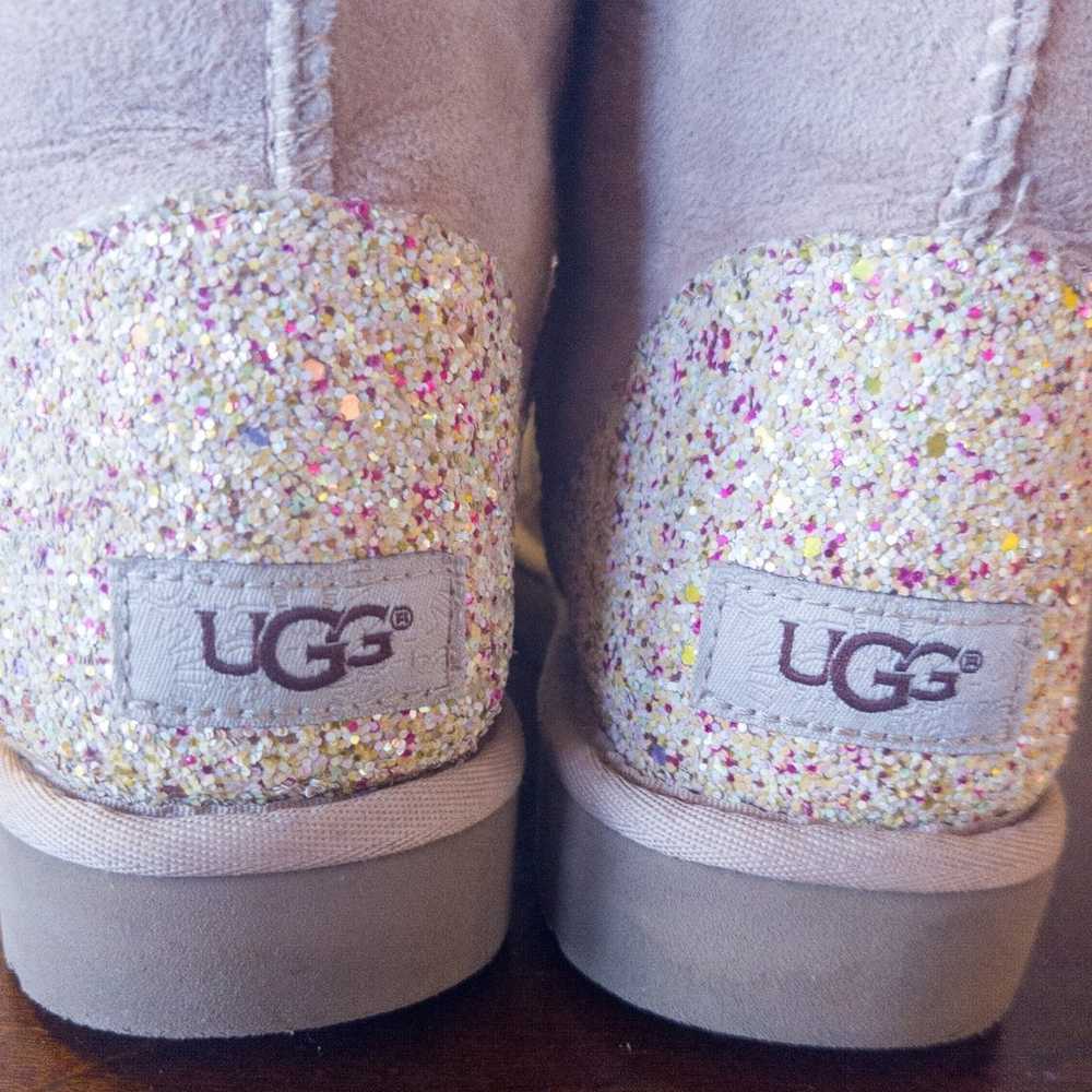 Ugg Classic Short Bootie W/ Sparkle Heel Size 6 - image 8