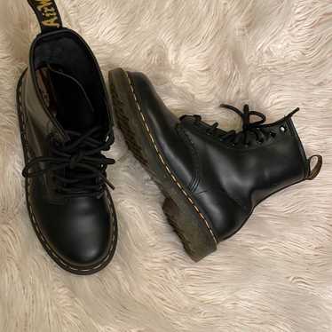 Dr. Martens  Smooth Leather Ankle Boots Sz 5 - image 1