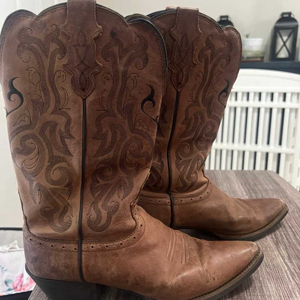 Justin Cowgirl Boots- size 8.5 - image 2