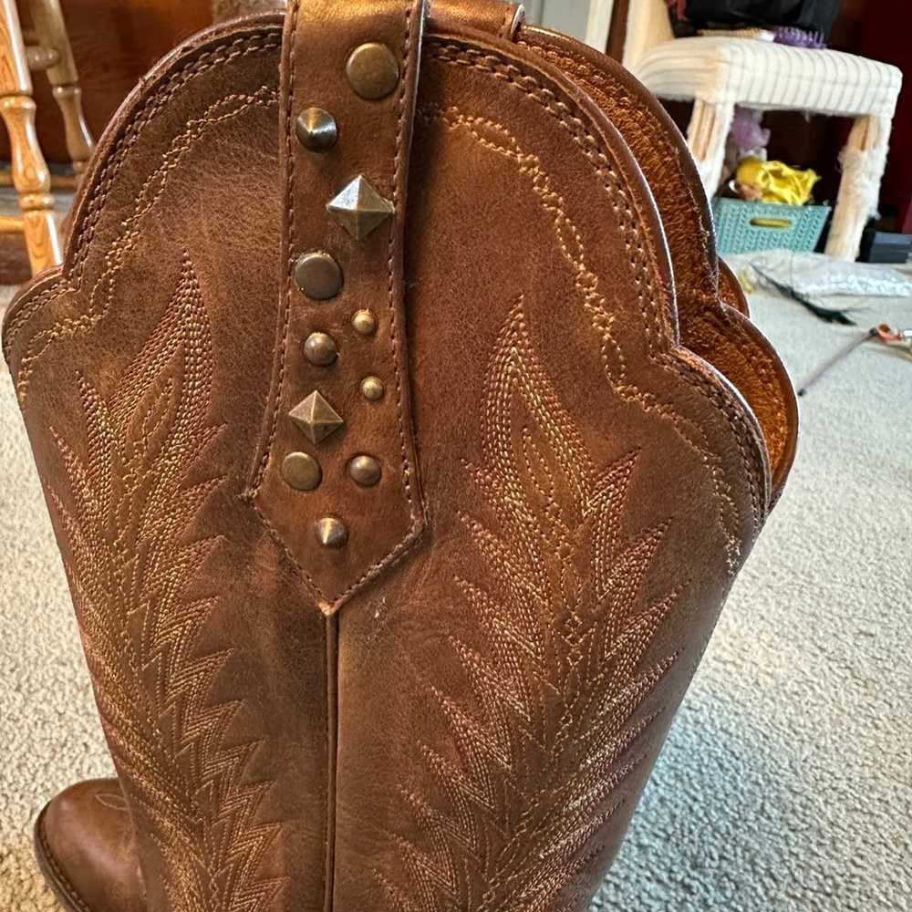 Ariat Cowboy Boots - image 5
