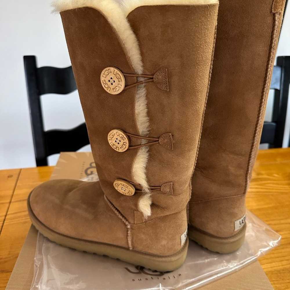 Ladies UGG Bailey Button Triplet 1873 Chestnut Bo… - image 7