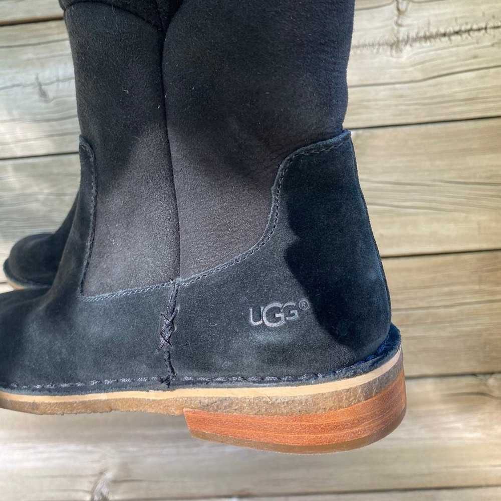UGG winter shearling boots size 7 - image 4