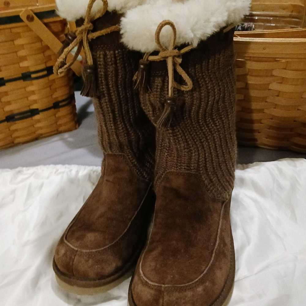 Like-New UGG Boots Sz 6 - image 1