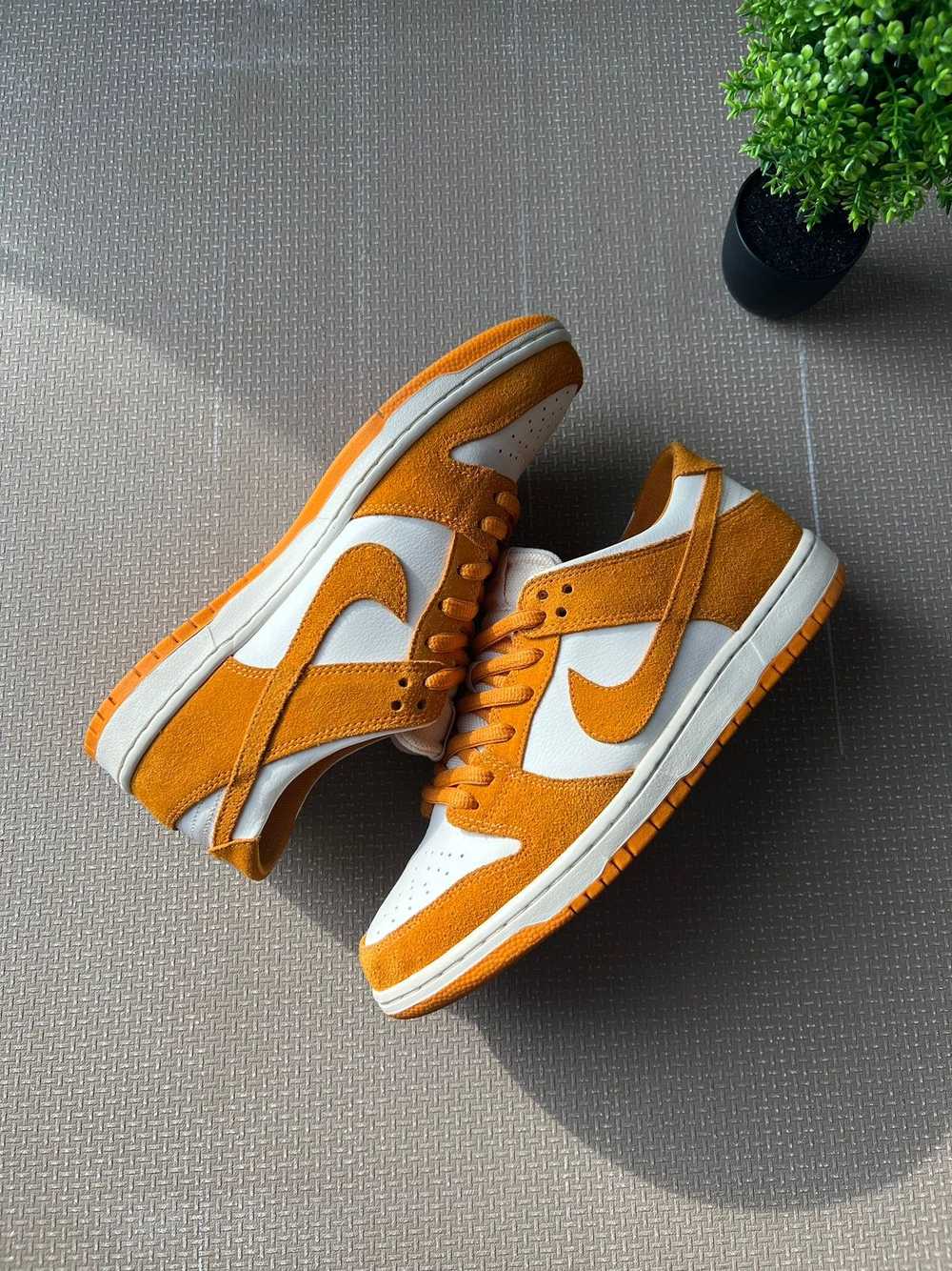 Nike × Streetwear Nike SB Dunk Low 'Circuit Orang… - image 3