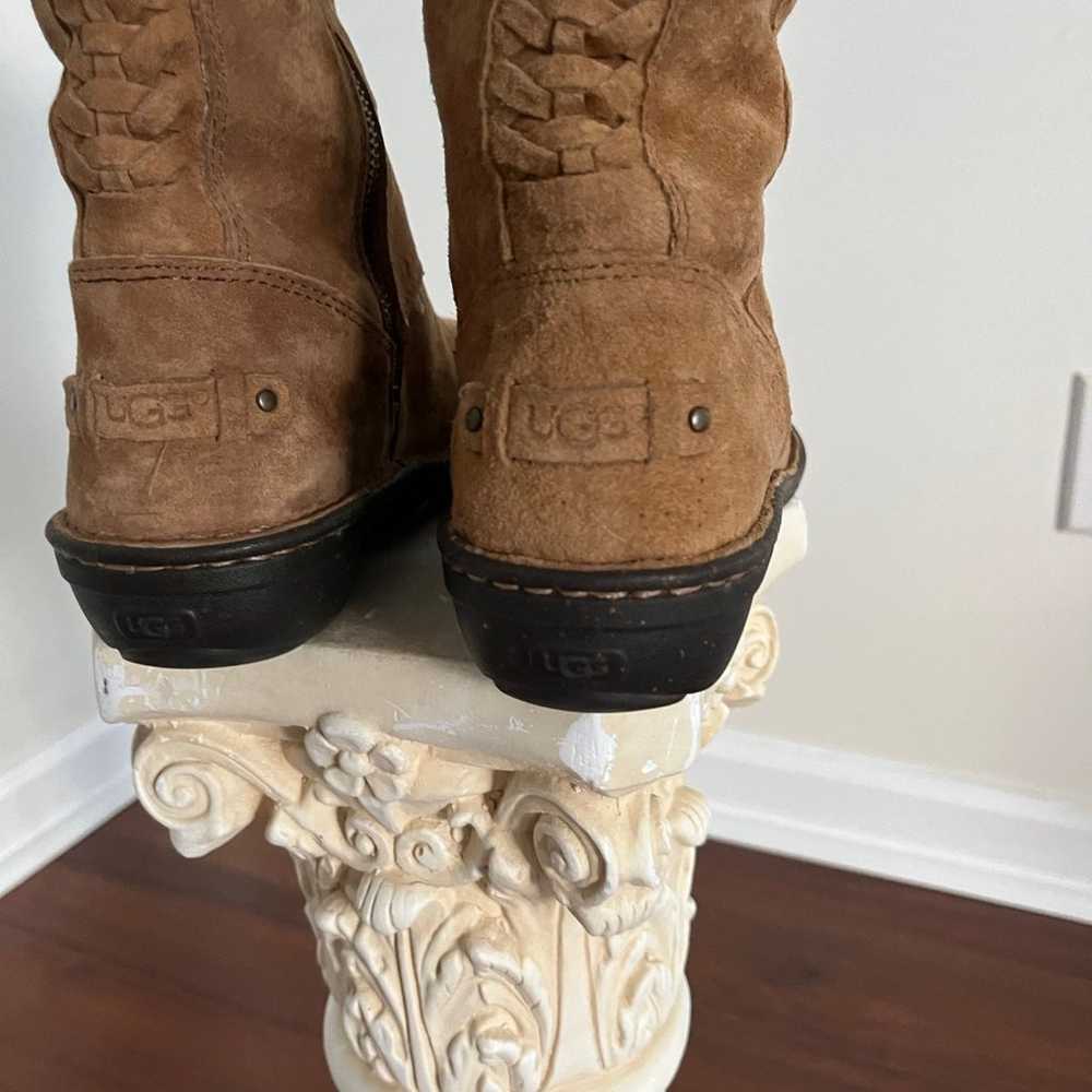 Women’s Ugg Winter Boots Size US 6 almost new! - image 4