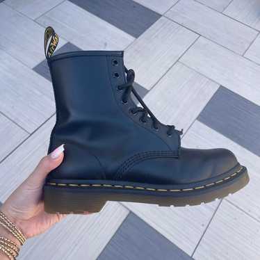 doc marten 1460 size 6