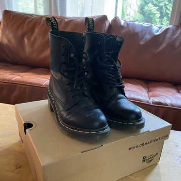 Dr. Martens Clemency boots