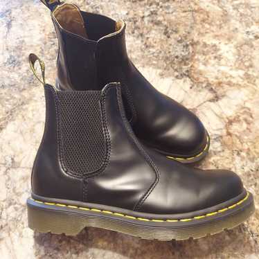 Dr. Martens Women's 2976 Nappa Leather Chelsea Bo… - image 1