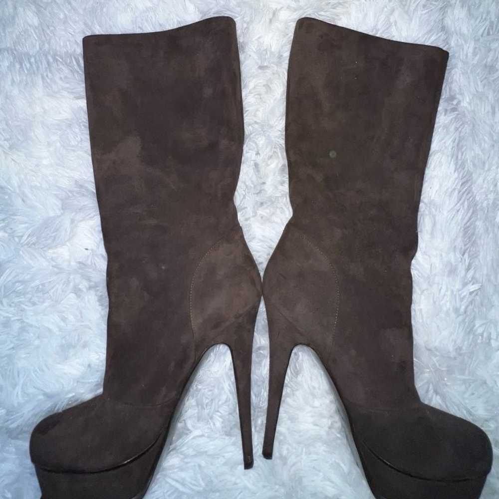 Beautiful Authenticated YSL boots suede sz 38.5 - image 7