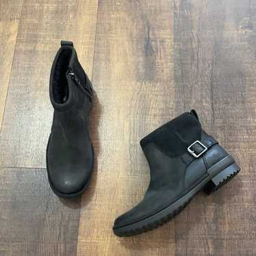 Ugg Black Selima Ankle Waterproof Leathers Boots … - image 1
